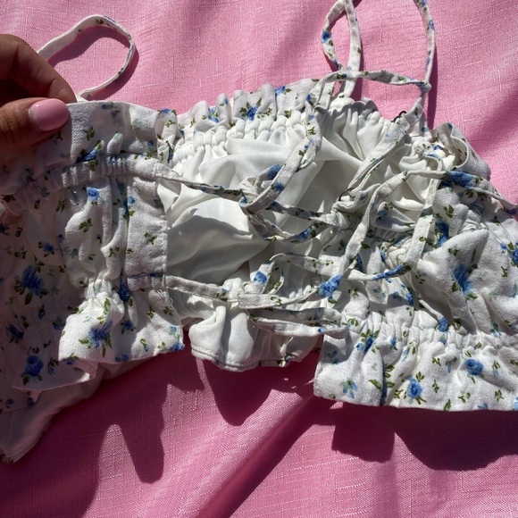 White & Blue Floral Crop Top - Picture 2 of 5